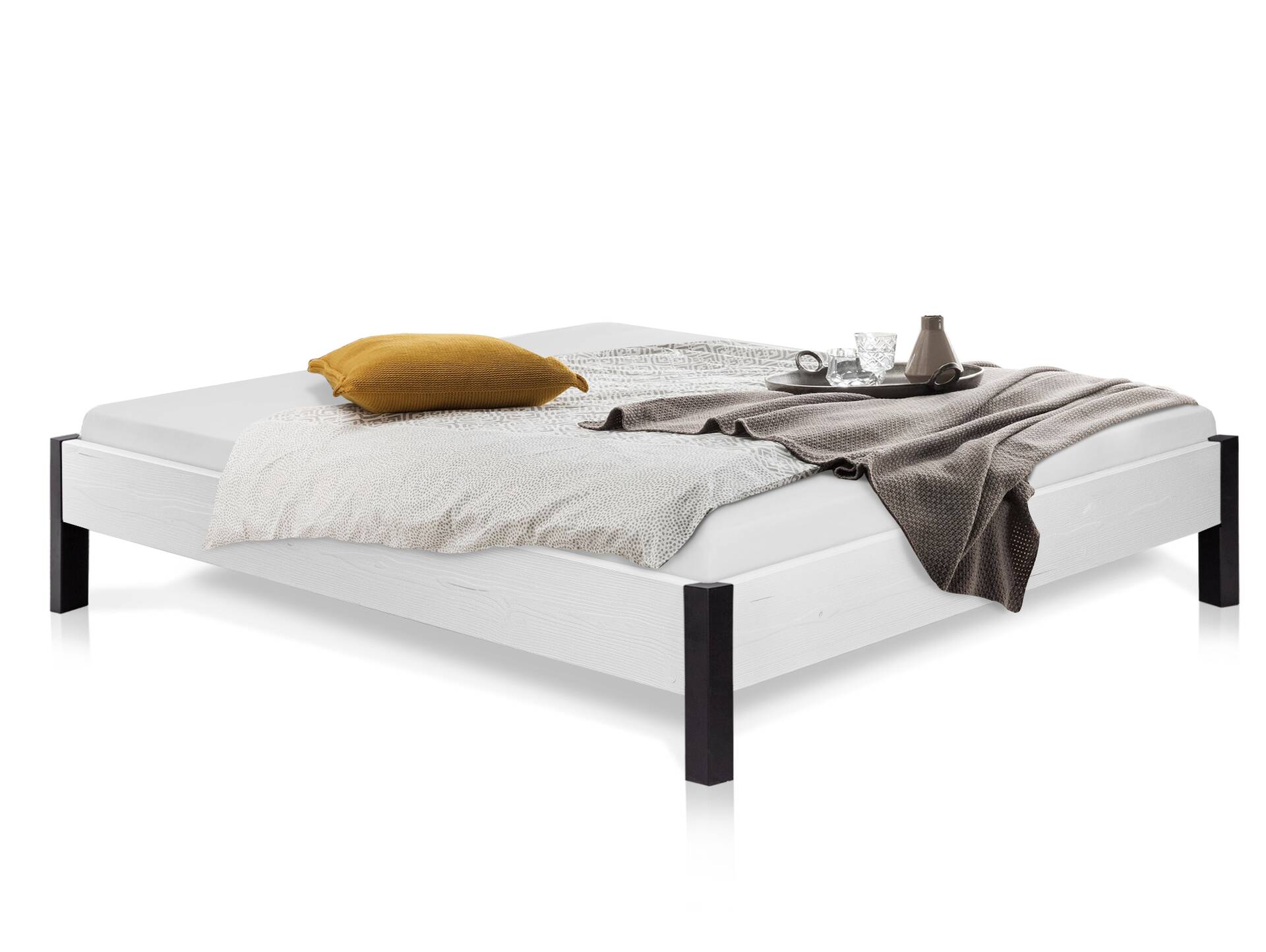 LUKY Bett Metallfuß, ohne Kopfteil, Material Massivholz, Fichte massiv 120  x 200 cm | weiss
