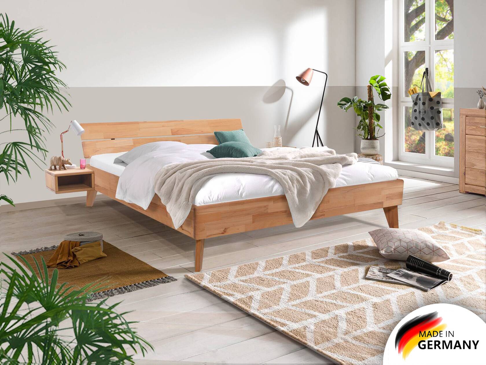 CALIDO 4-Fuß-Bett mit Kopfteil, Material Massivholz 200 x 200 cm | Buche  geölt | Standardhöhe
